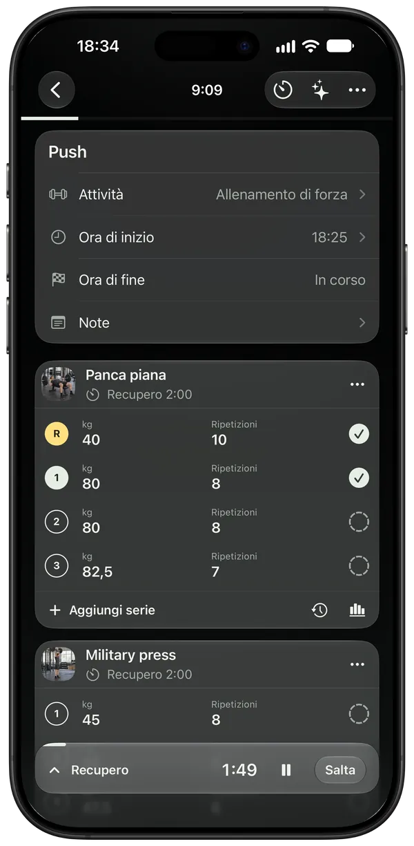 Un allenamento push in corso con il timer di recupero attivo